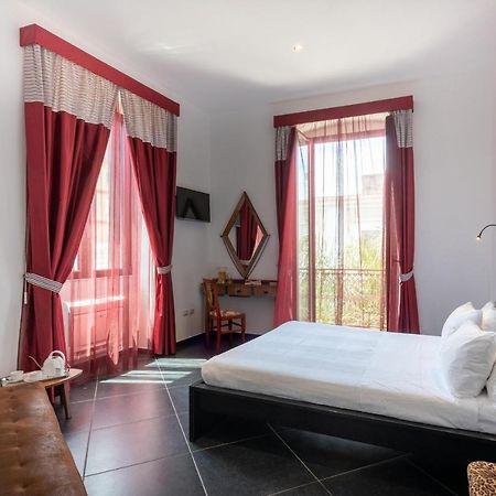 Maria Vittoria Charming Rooms And Apartments Brindisi Dış mekan fotoğraf