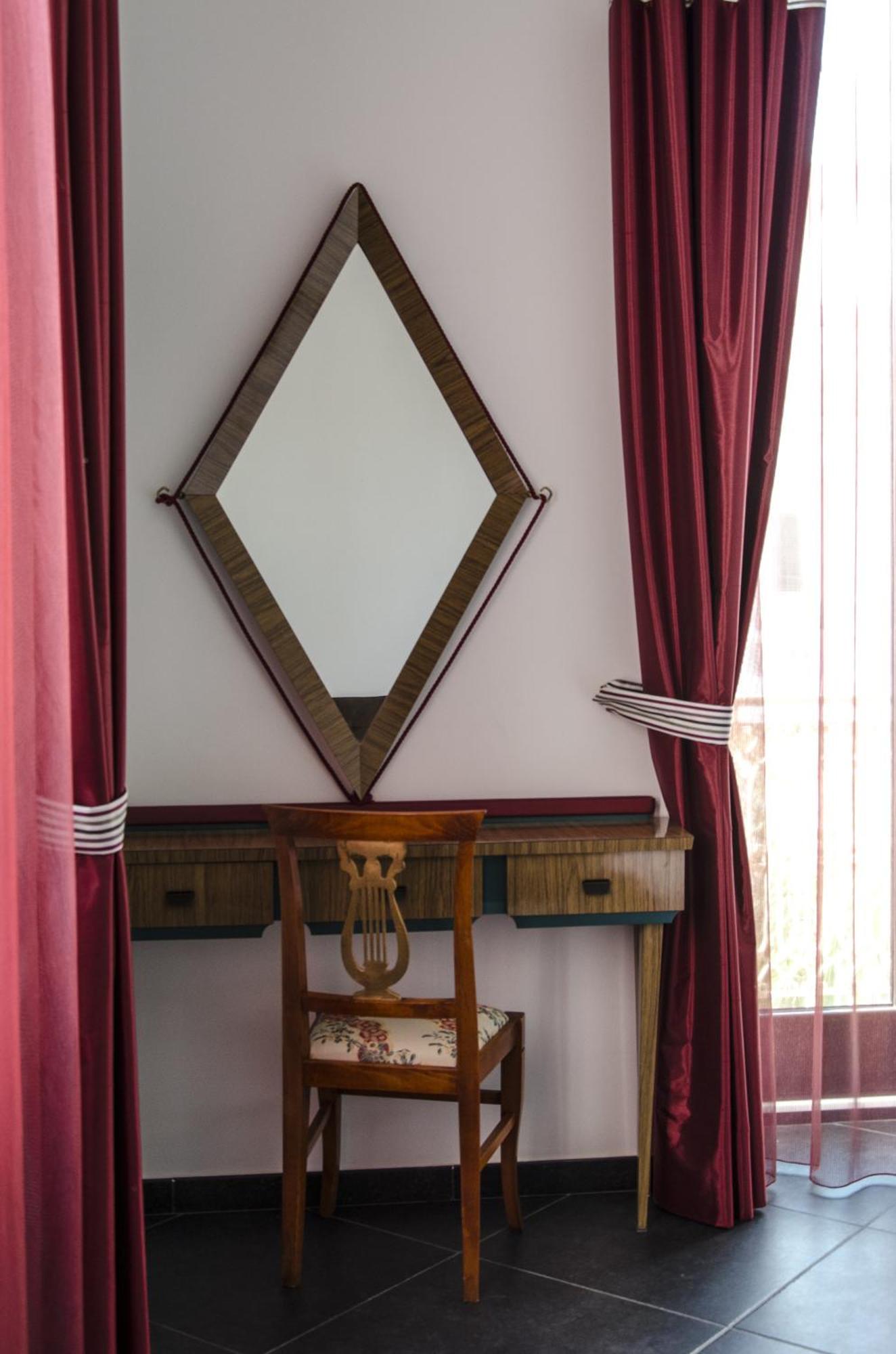 Maria Vittoria Charming Rooms And Apartments Brindisi Oda fotoğraf